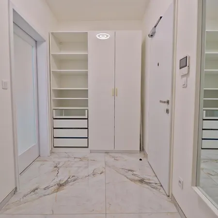 Luxury In Smichov Apartman *