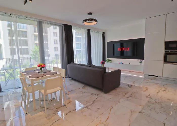 Luxury In Smichov アパート