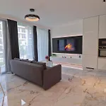 Luxury In Smichov Praag